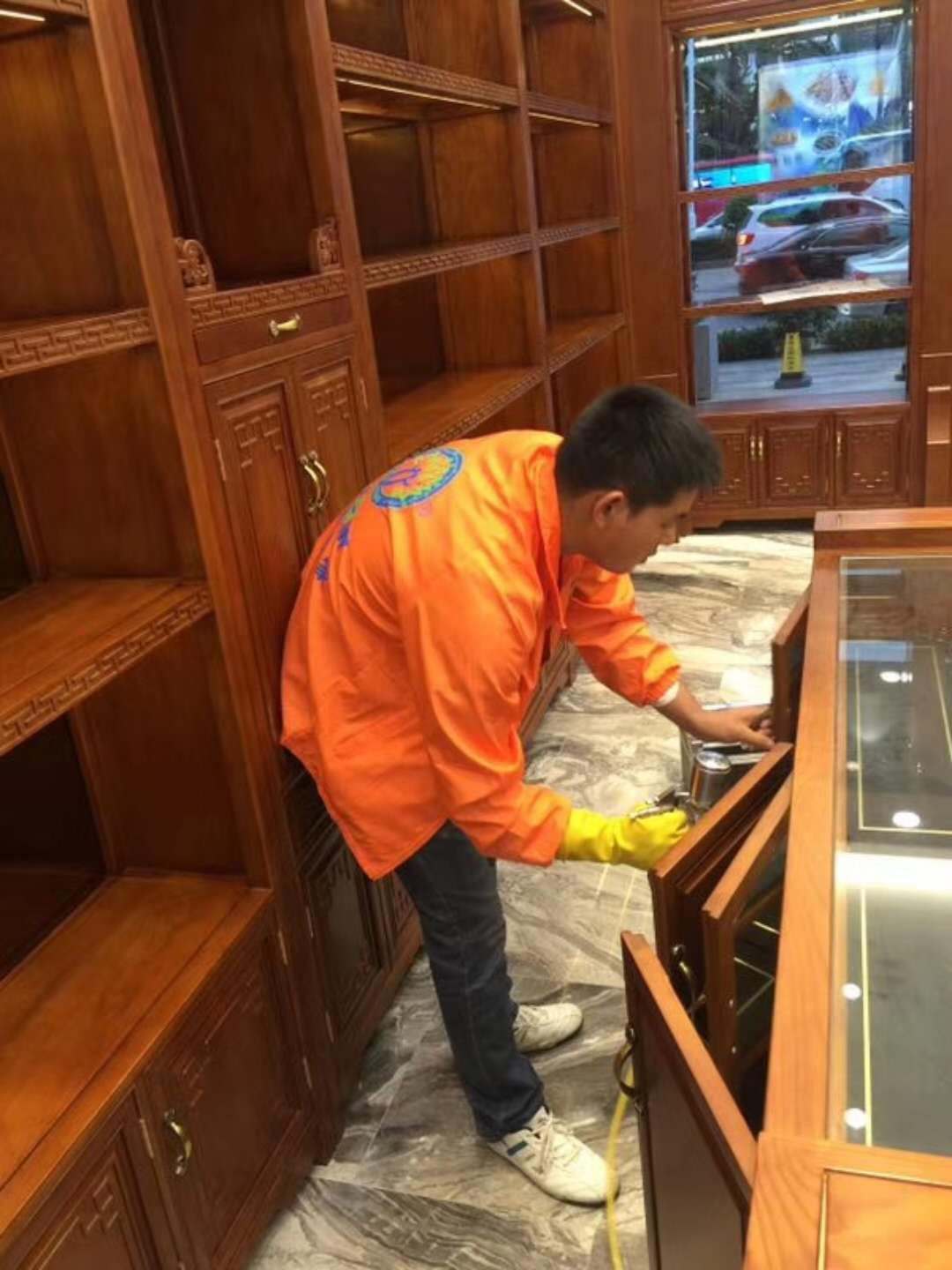 宏德行店铺除甲醛施工现场 6