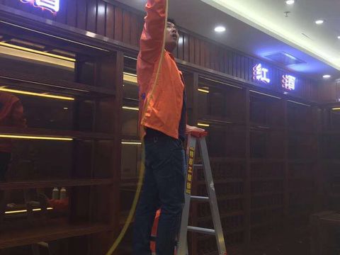 宏德行店铺除甲醛施工现场