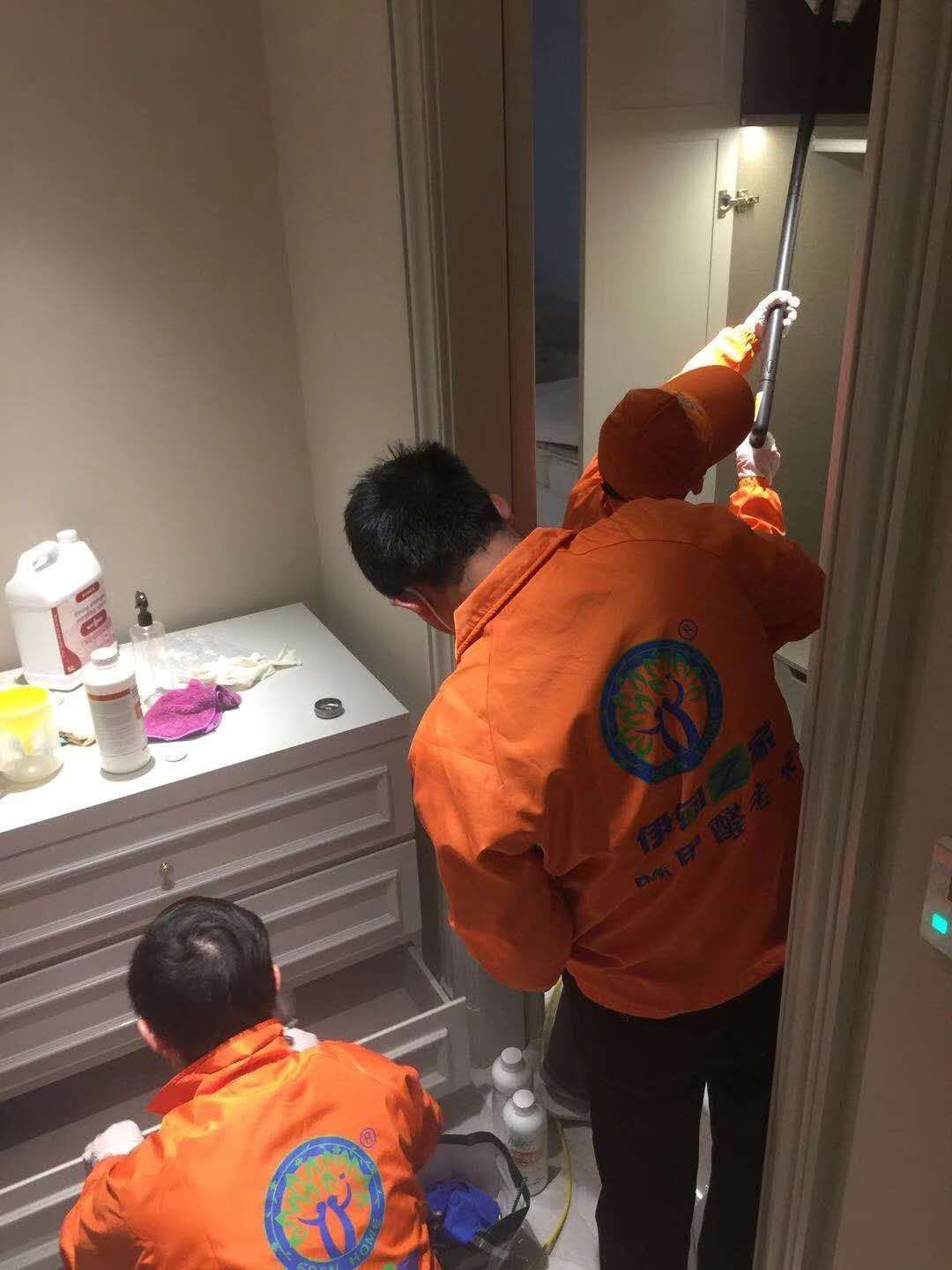 华发别墅家庭除甲醛施工现场 3