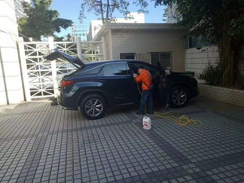 雷克萨斯汽车除甲醛施工现场